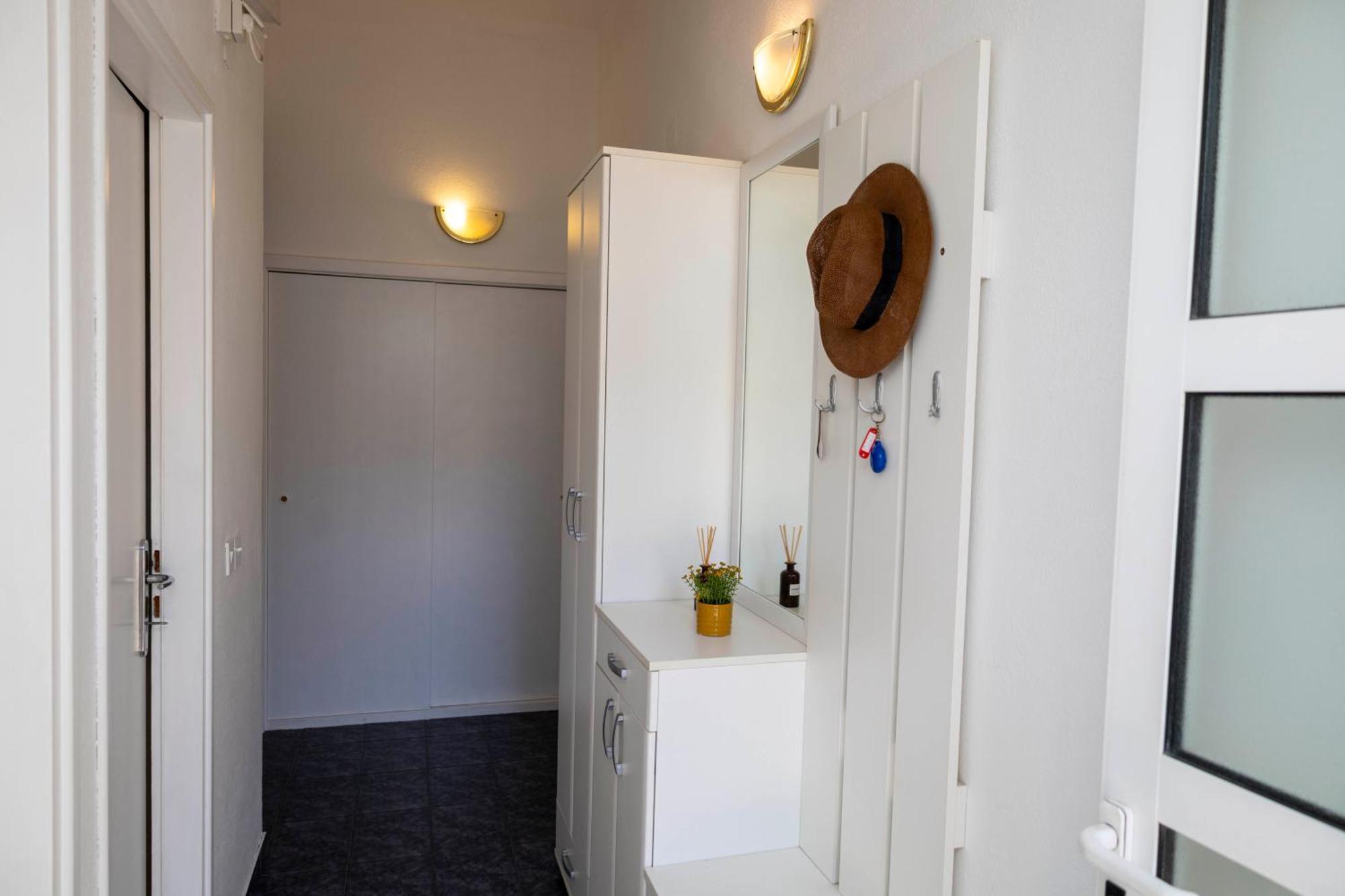 Apartments Jaksic - Zile Supetar Εξωτερικό φωτογραφία