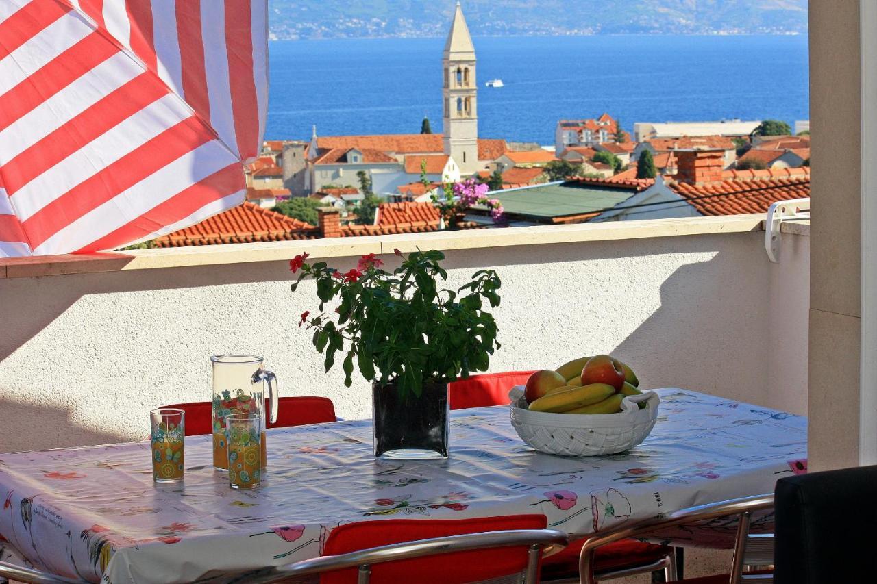 Apartments Jaksic - Zile Supetar Εξωτερικό φωτογραφία