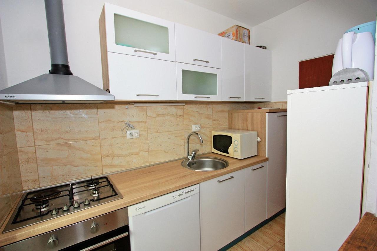 Apartments Jaksic - Zile Supetar Εξωτερικό φωτογραφία